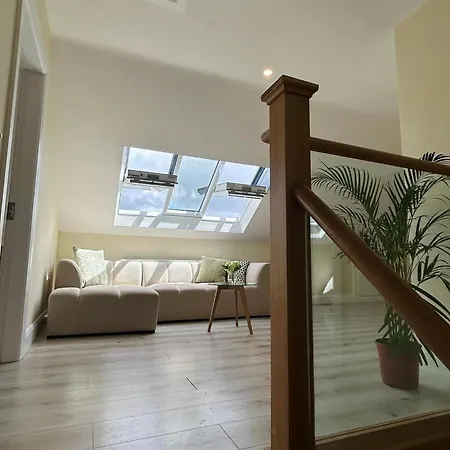 Mountain View * Dawros